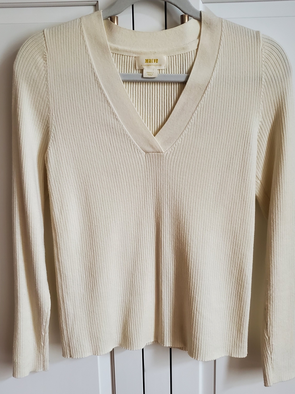 Maeve Cream Ribbed V-Neck Sweater - Women's